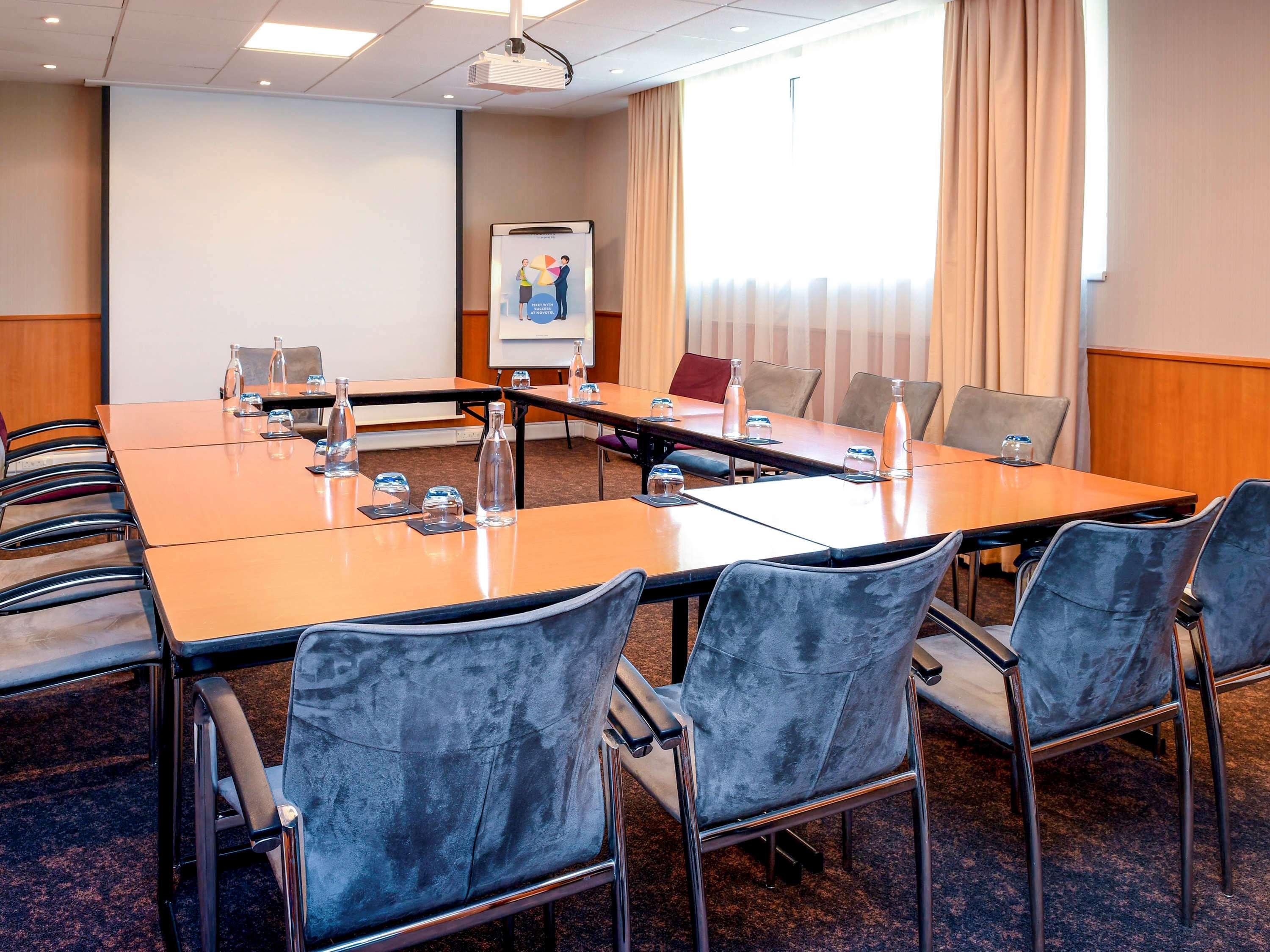 Novotel Milton Keynes Luaran gambar