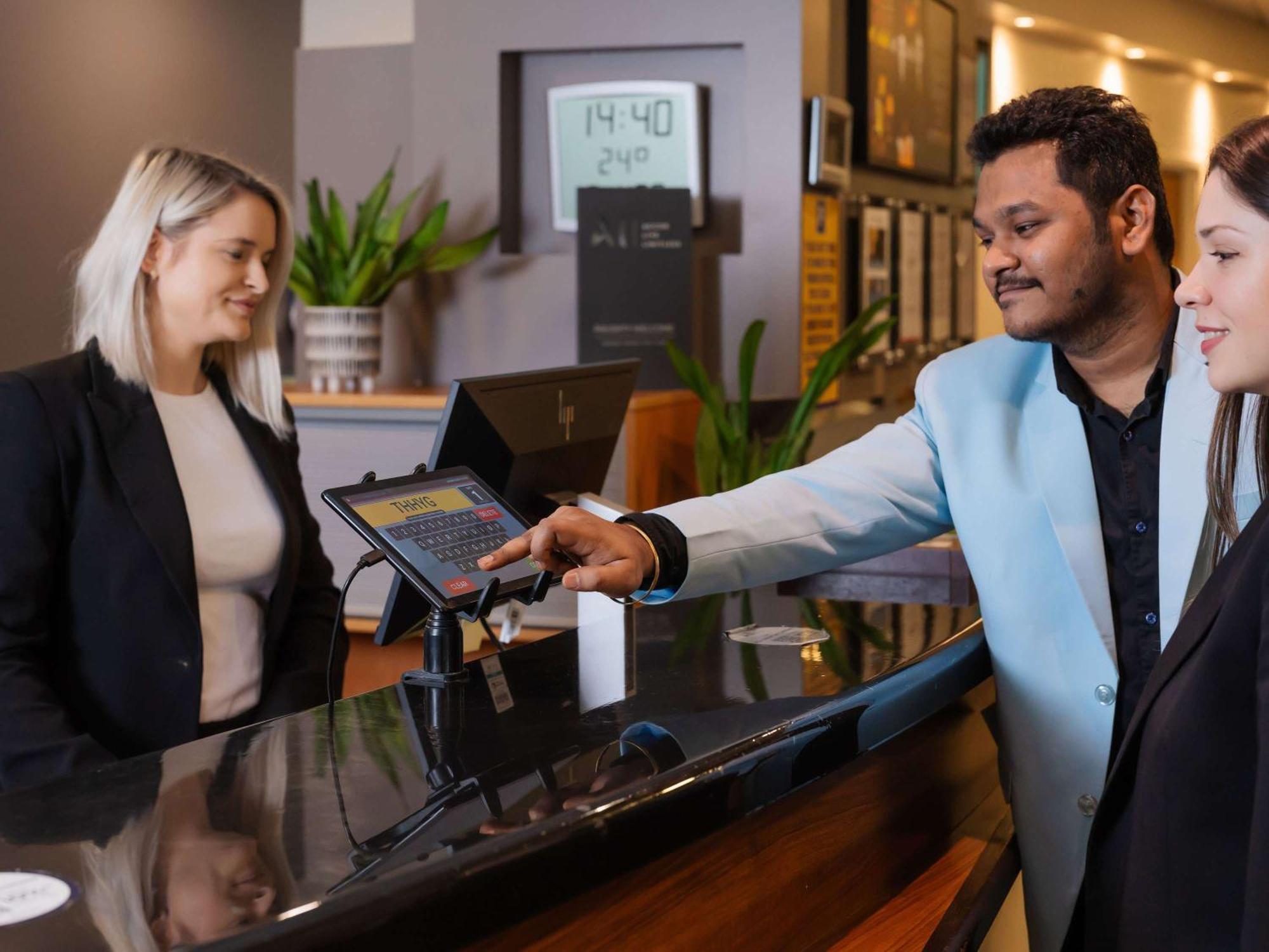 Novotel Milton Keynes Luaran gambar