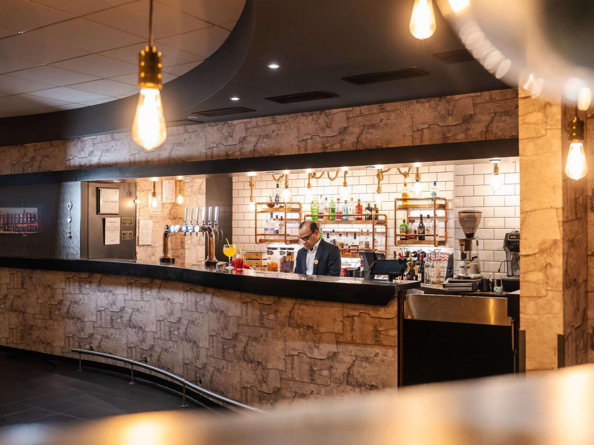 Novotel Milton Keynes Luaran gambar