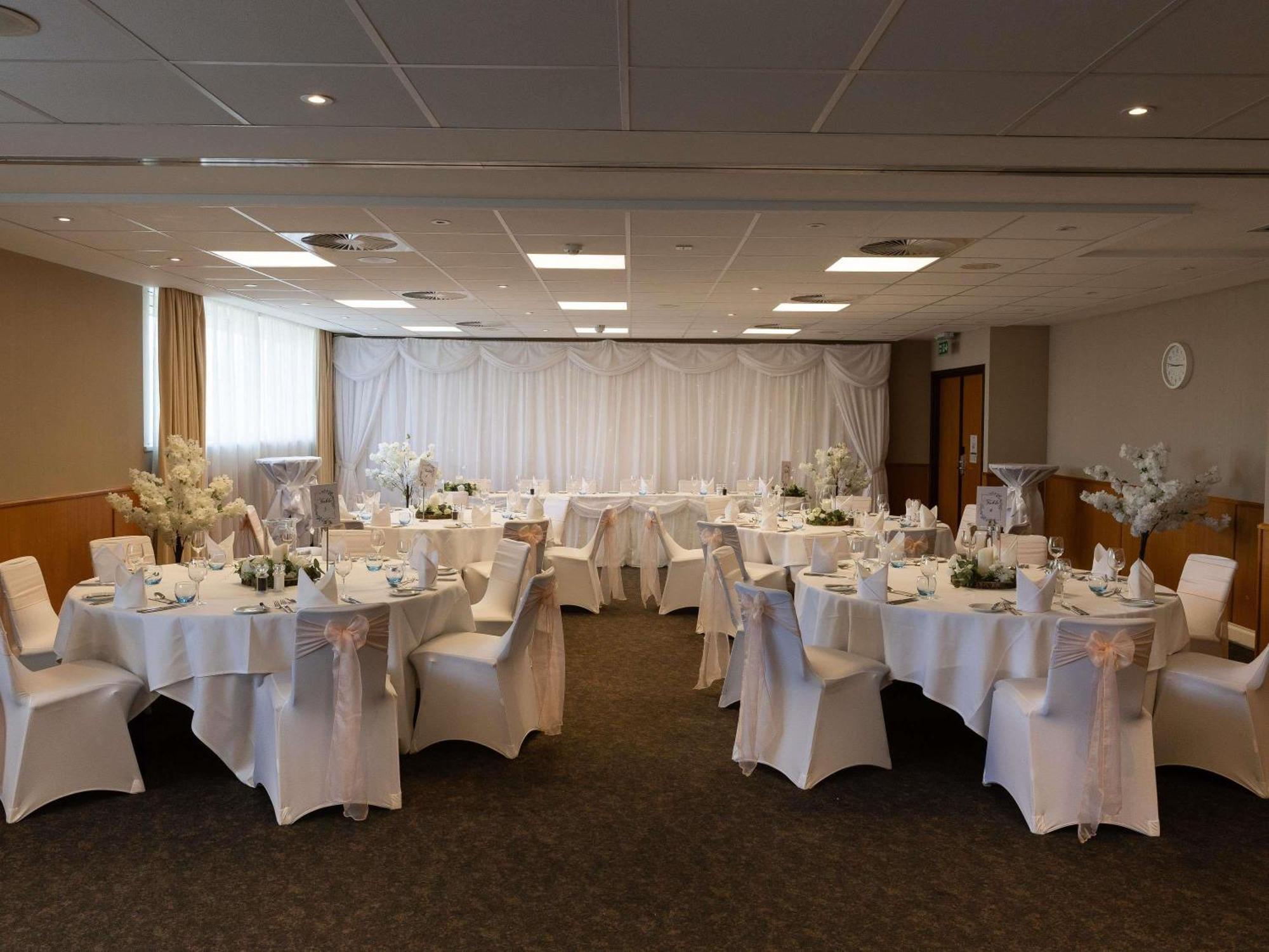 Novotel Milton Keynes Luaran gambar
